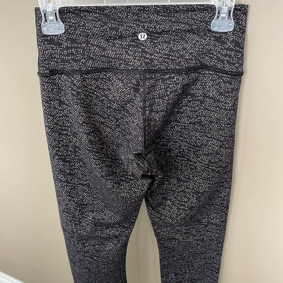 Lululemon Wunder Under Luon Pants - Sz 6 - Picture 2 of 4